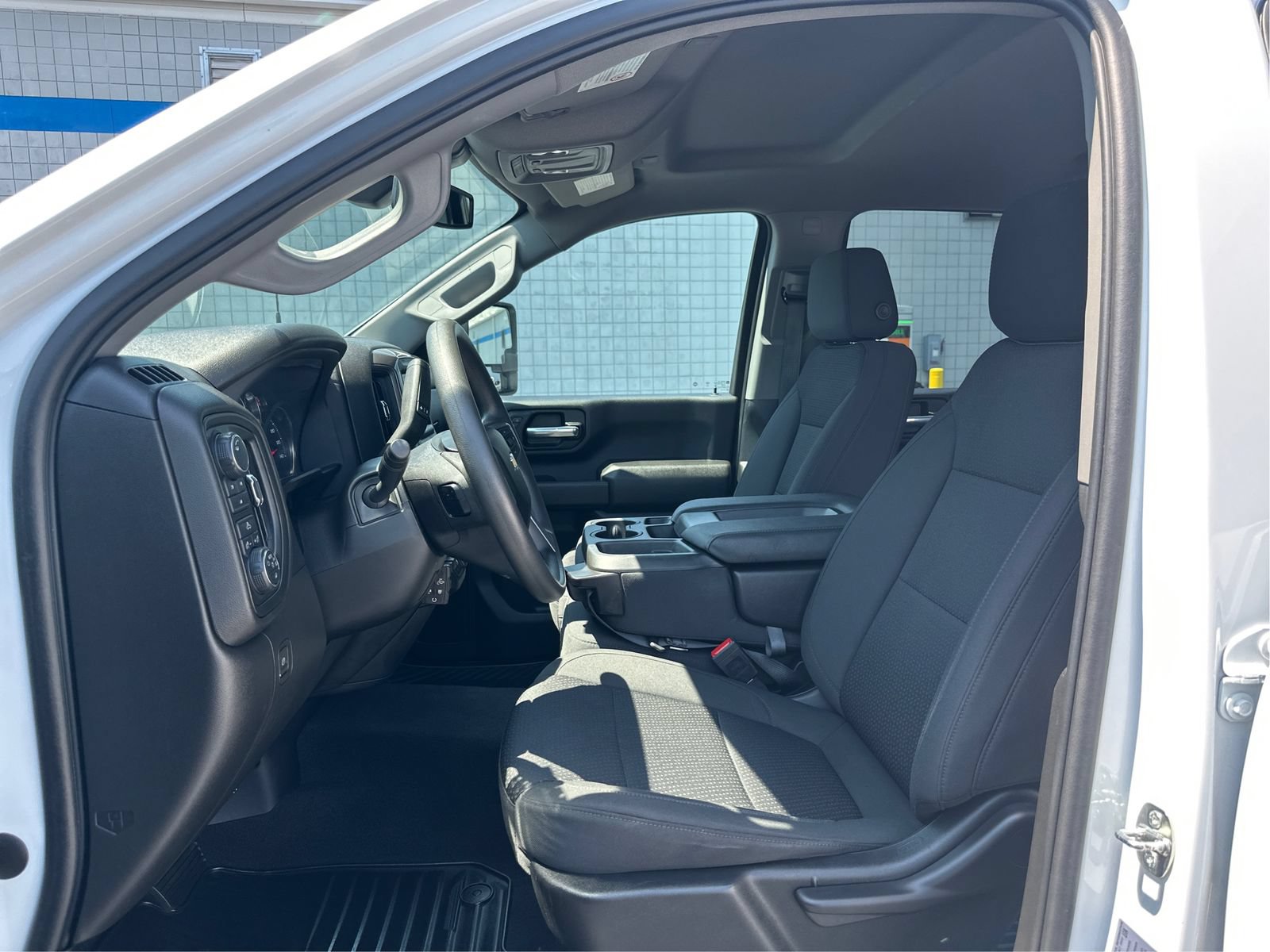 Used 2023 Chevrolet Silverado 2500 Custom w/ Custom Value Package AWD/4WD image 9