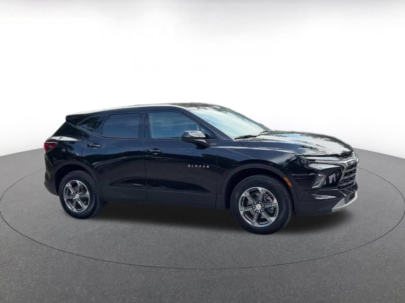 Used 2026 Chevrolet Blazer LT FWD video 2