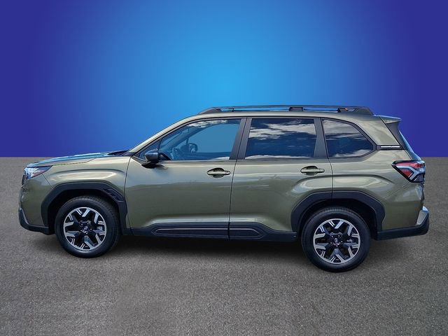 Used 2025 Subaru Forester Premium image 7
