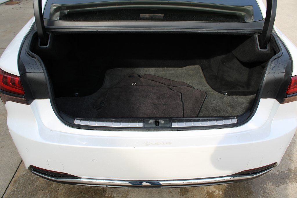 Used 2021 Lexus LS 500h image 30