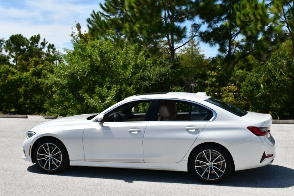 Used 2019 BMW 330i Sedan w/ Convenience Package RWD image 4