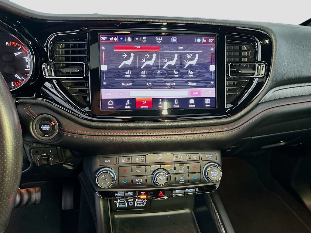 Used 2023 Dodge Durango GT AWD/4WD image 15