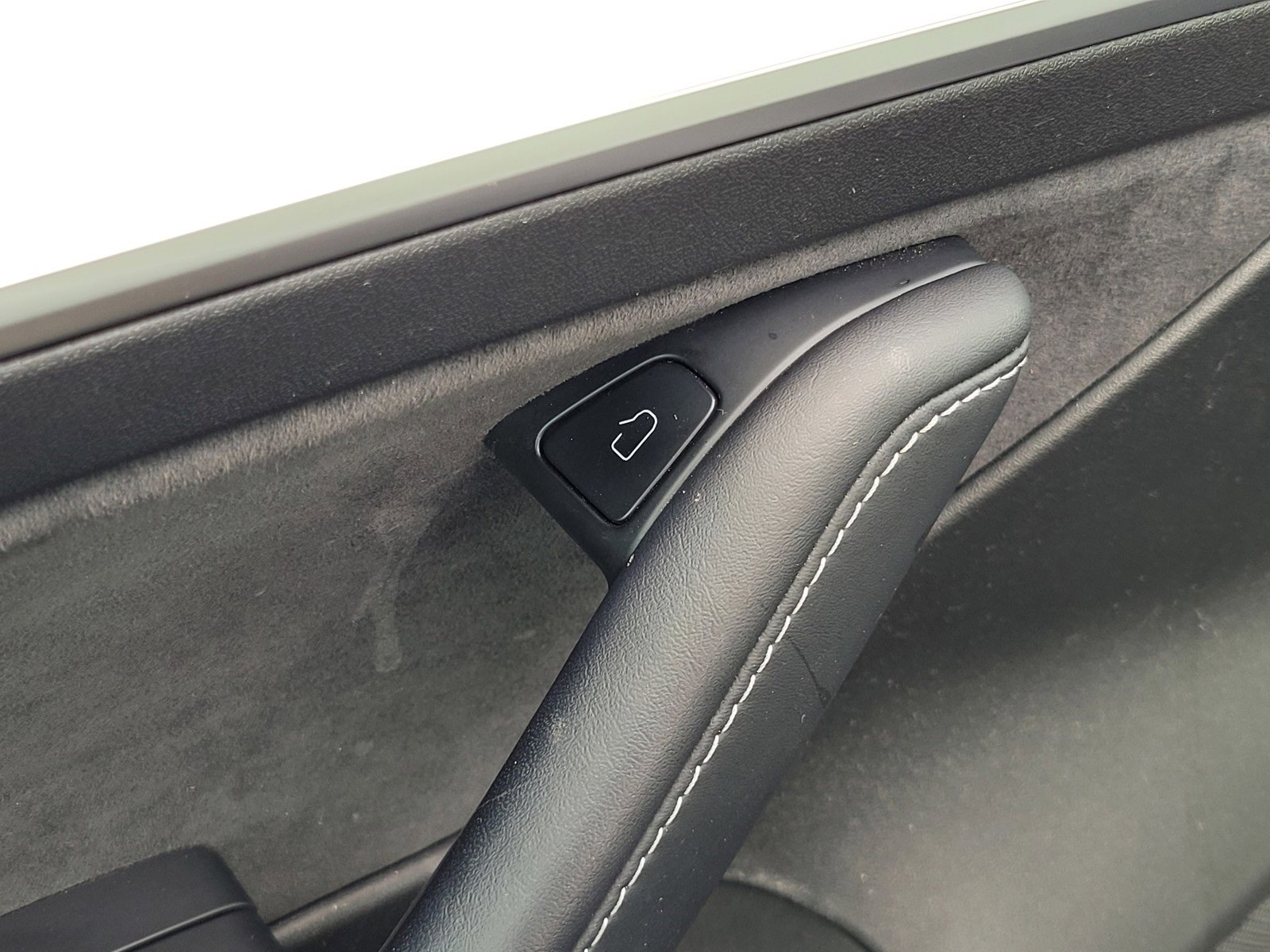 Used 2023 Tesla Model 3 Long Range image 18