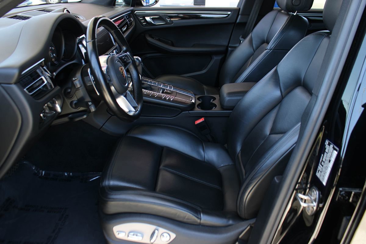 Used 2021 Porsche Macan AWD/4WD image 12