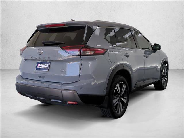 Used 2024 Nissan Rogue SL w/ SL Premium Package FWD image 5