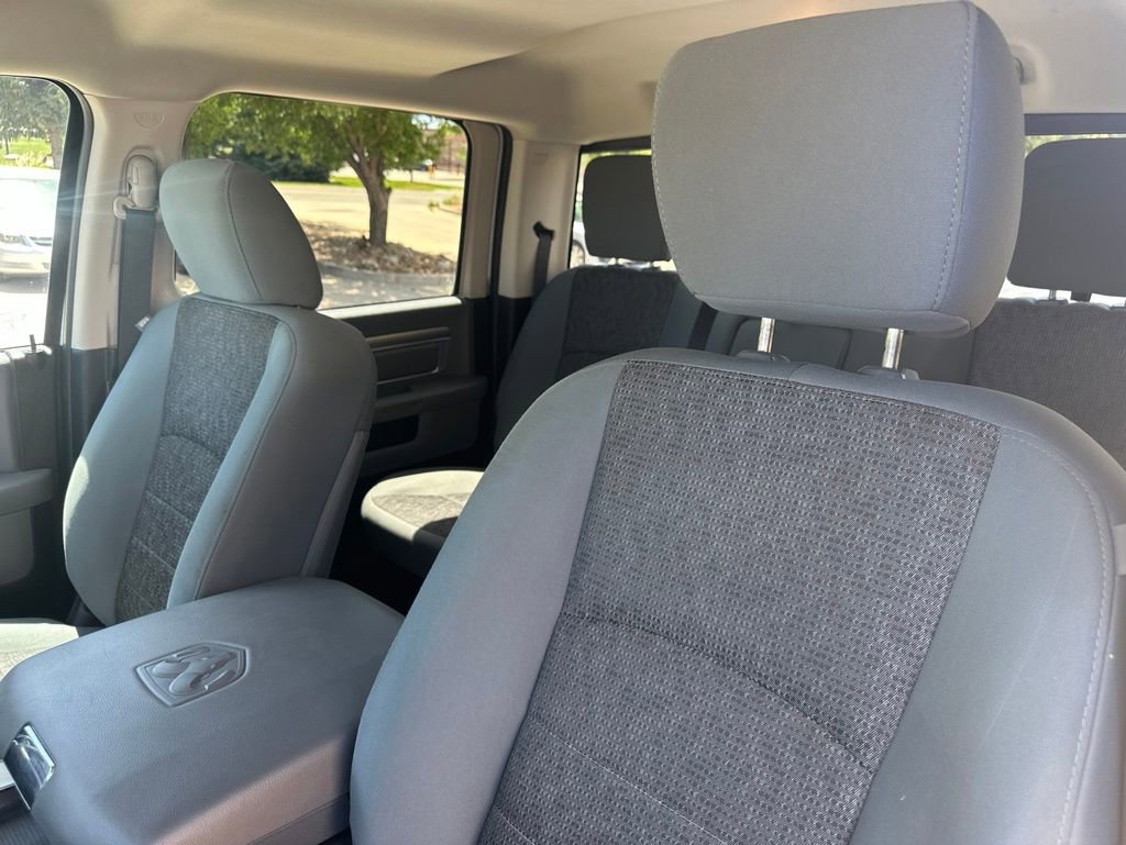 Used 2014 RAM 1500 Classic SLT w/ Remote Start & Security Group AWD/4WD image 14