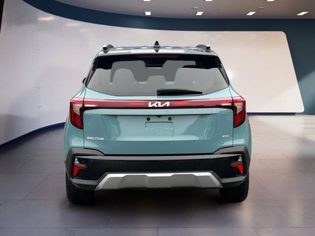 Used 2025 Kia Seltos SX AWD/4WD image 4