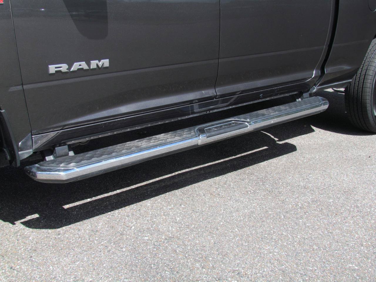 Used 2024 RAM 2500 Big Horn AWD/4WD image 15