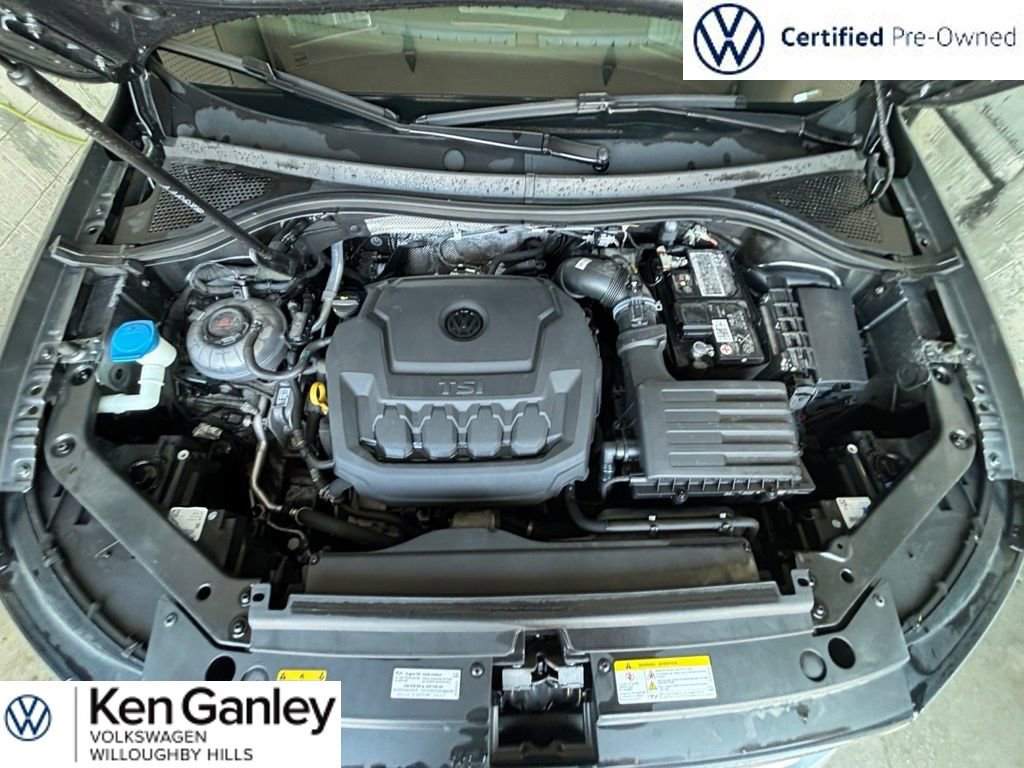 Used 2023 Volkswagen Tiguan SE R-Line AWD/4WD image 9