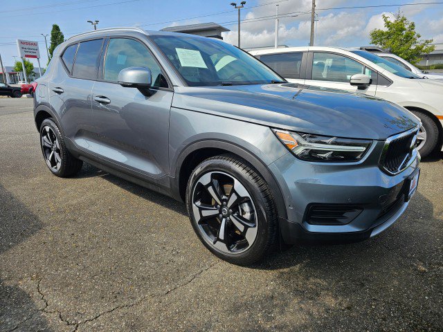 Used 2019 Volvo XC40 T5 Momentum