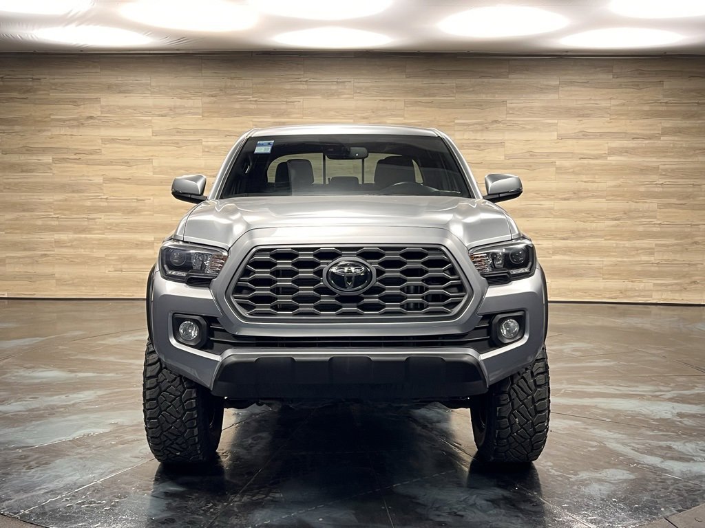 Used 2023 Toyota Tacoma TRD Off-Road image 9