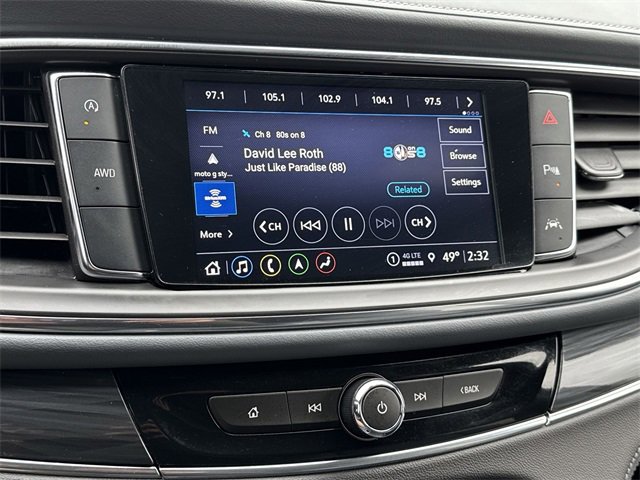 Used 2024 Buick Enclave Premium image 25