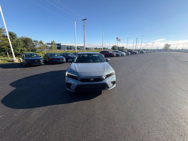 Used 2024 Honda Civic Touring image 5