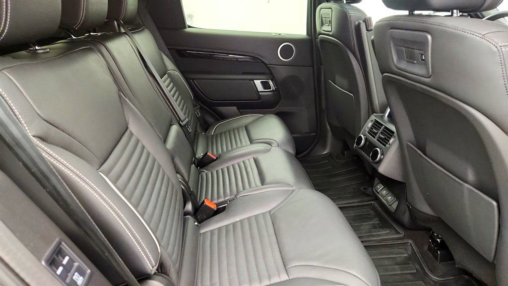Used 2023 Land Rover Discovery HSE R-Dynamic image 24