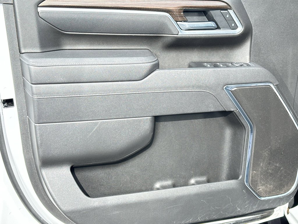 Used 2025 Chevrolet Silverado 2500 LT w/ Convenience Package image 10