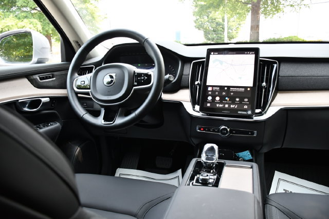 New 2026 Volvo XC90 B6 Plus w/ Protection Package Premier AWD/4WD image 20