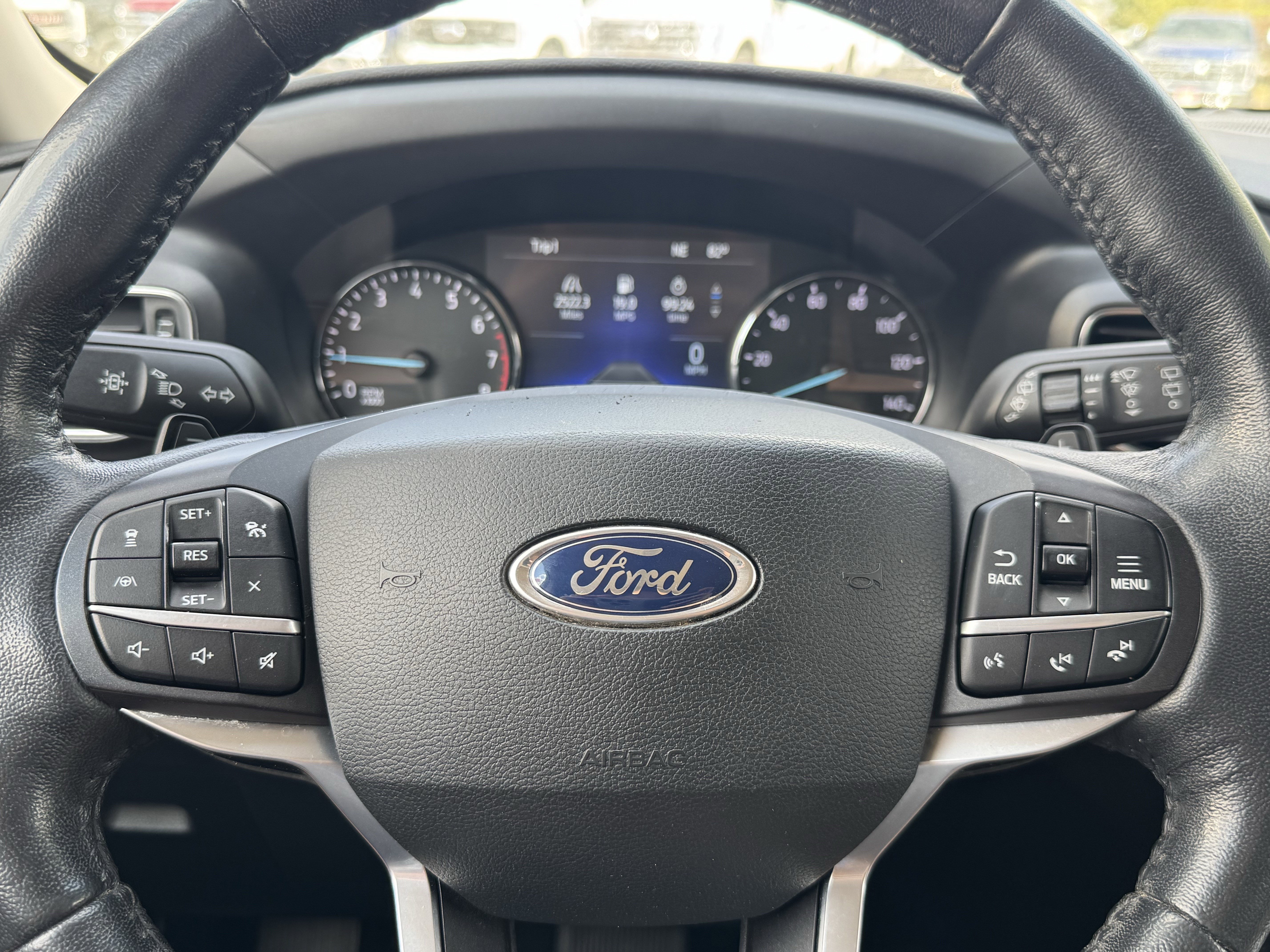 Used 2020 Ford Explorer Limited w/ Class III Trailer Tow Package image 15