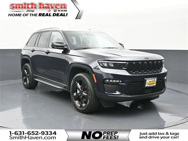 Certified 2024 Jeep Grand Cherokee Limited w/ Black Appearance Package image 1