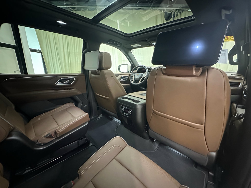 Used 2024 Chevrolet Tahoe High Country w/ Advanced Technology Package image 20