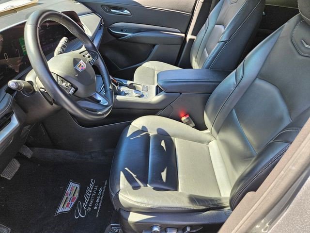 Certified 2025 Cadillac XT4 Premium Luxury image 8