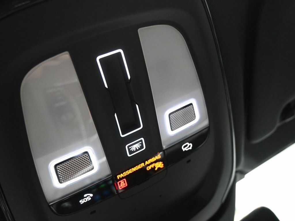 Used 2024 Volvo S60 T8 Ultimate w/ Climate Package image 20