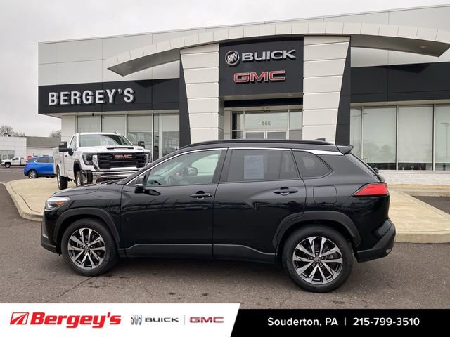 Used 2023 Toyota Corolla Cross XLE w/ Convenience Package image 23