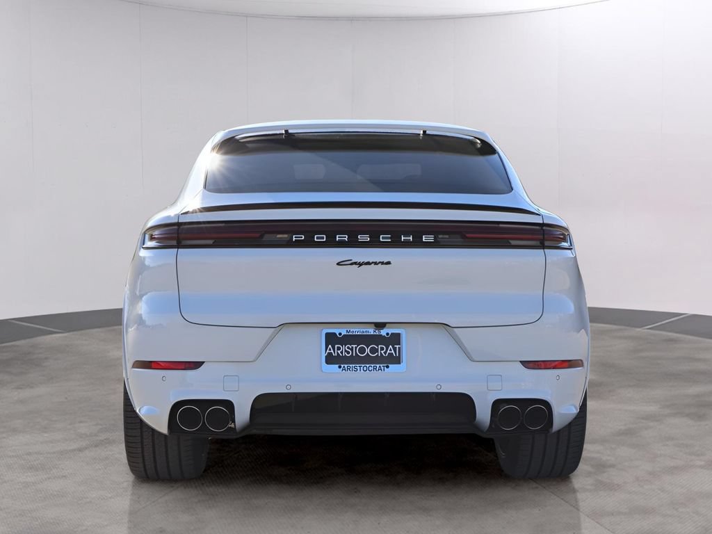 New 2026 Porsche Cayenne E-Hybrid Coupe AWD/4WD image 7