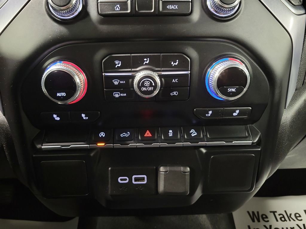 Used 2020 GMC Sierra 1500 SLE image 16