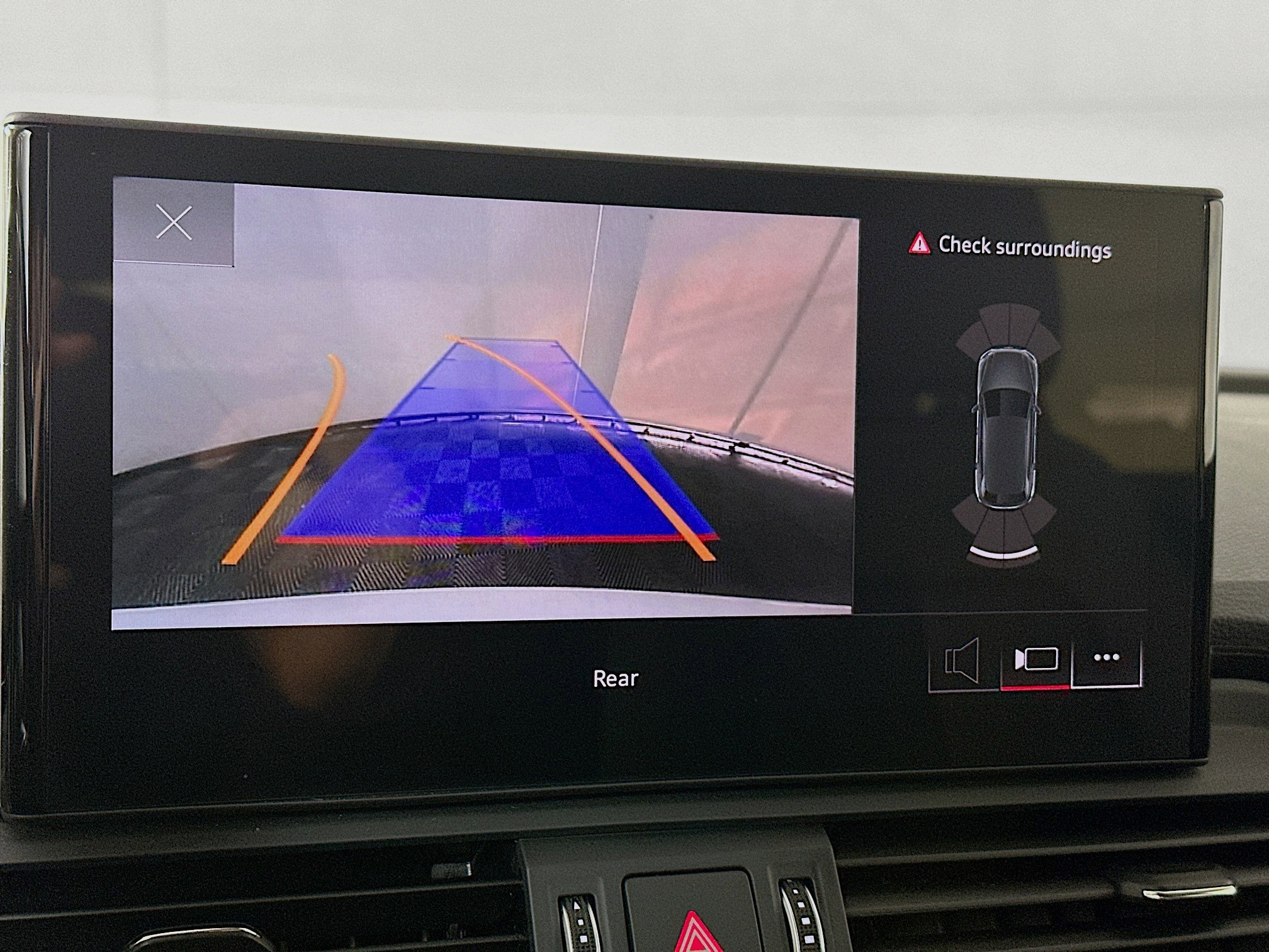 Used 2023 Audi Q5 2.0T Premium w/ Convenience Package image 13