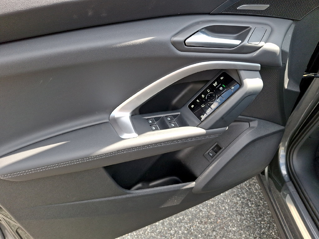 New 2026 Audi Q5 Premium Plus AWD/4WD image 10