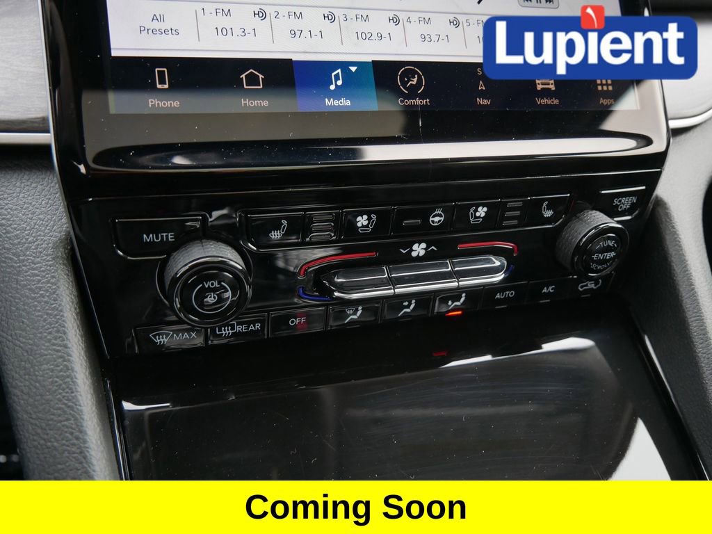 Used 2023 Jeep Grand Cherokee L Limited w/ Luxury Tech Group II image 21