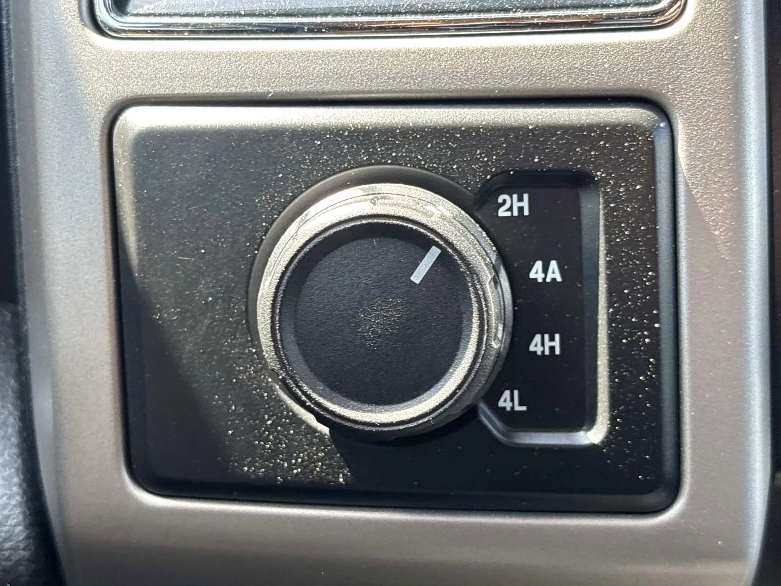 Used 2020 Ford F150 Lariat AWD/4WD image 30