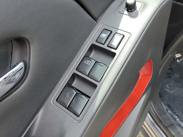 Used 2022 Nissan Frontier PRO-4X w/ Technology Package image 18