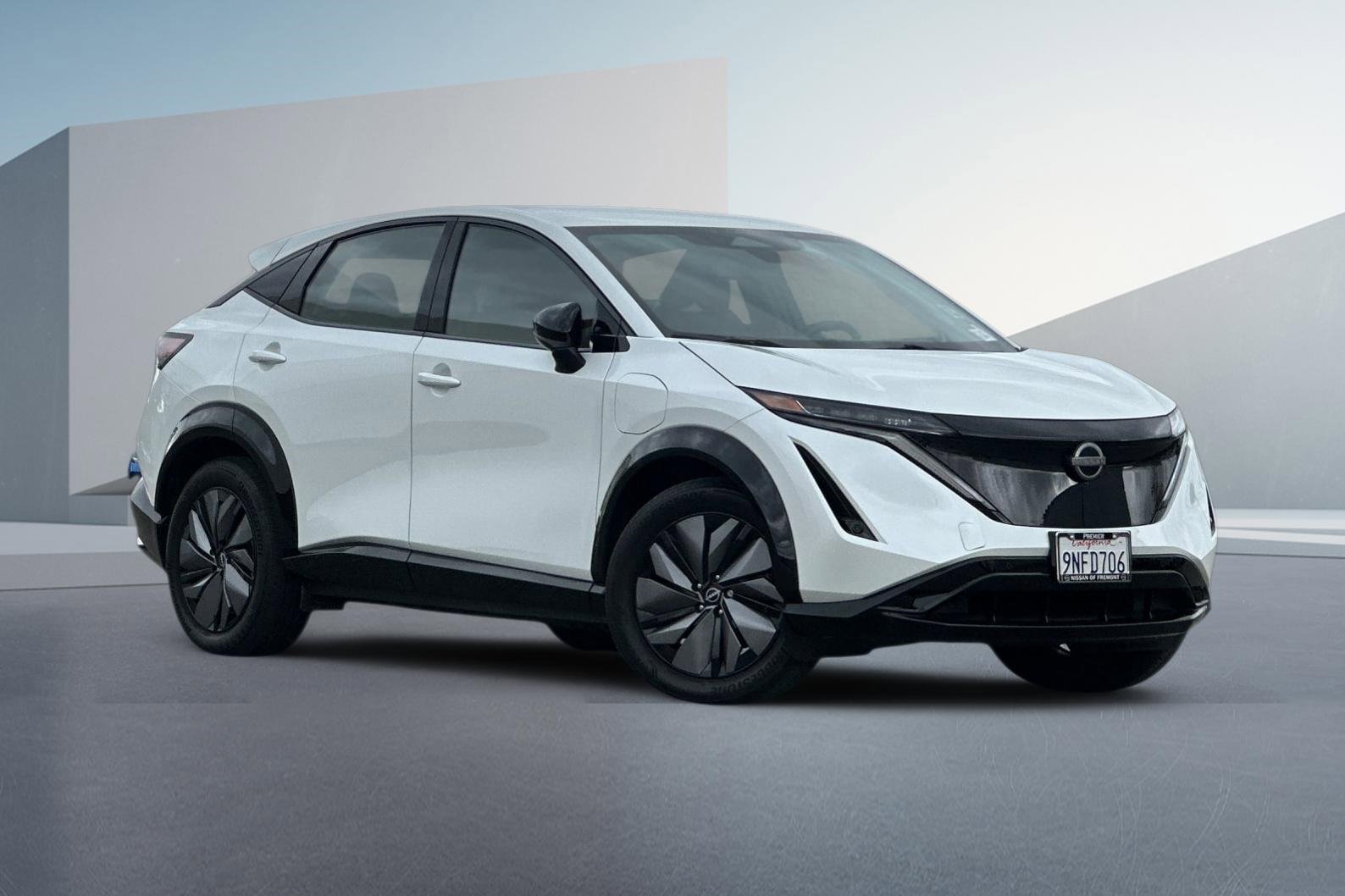 Certified 2024 Nissan Ariya AWD image 2