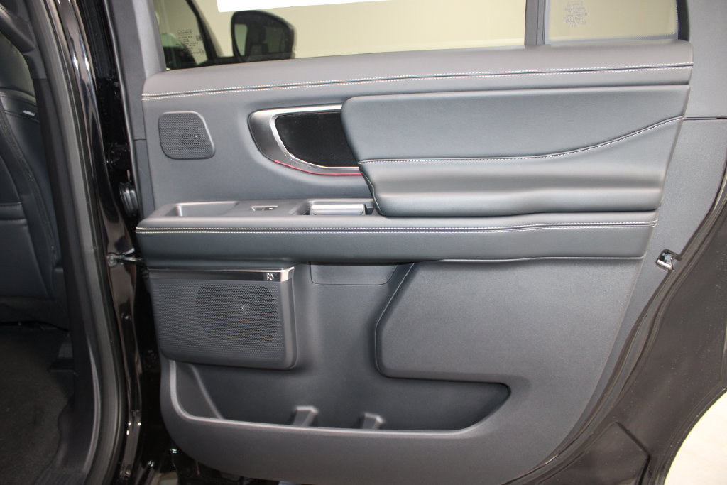 New 2027 Ford Expedition Max Platinum w/ Stealth Appearance Package AWD/4WD image 28