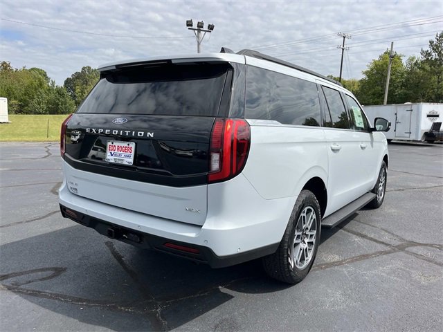 New 2025 Ford Expedition Max Active image 3