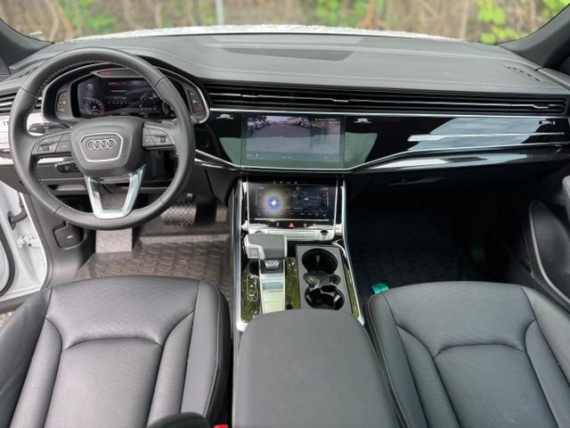 Used 2026 Audi Q8 Premium Plus AWD/4WD image 16