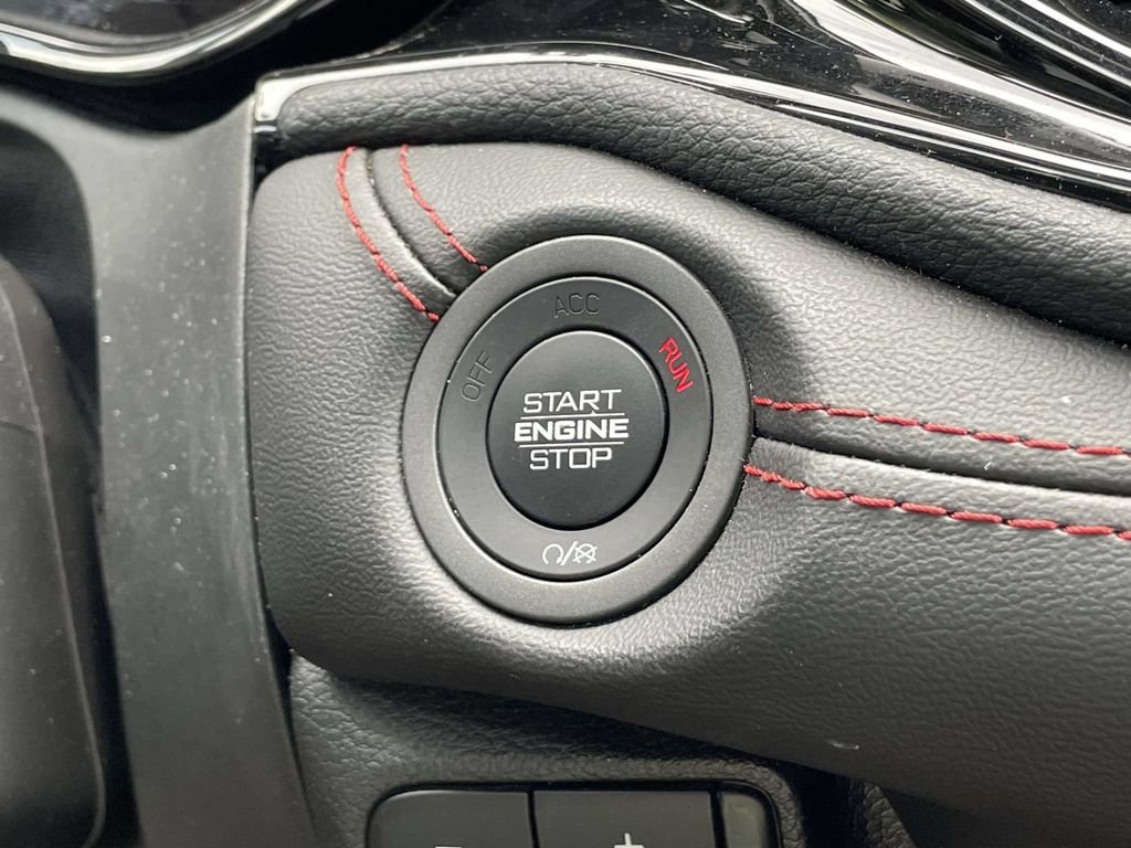 Used 2025 Dodge Durango GT AWD/4WD image 30