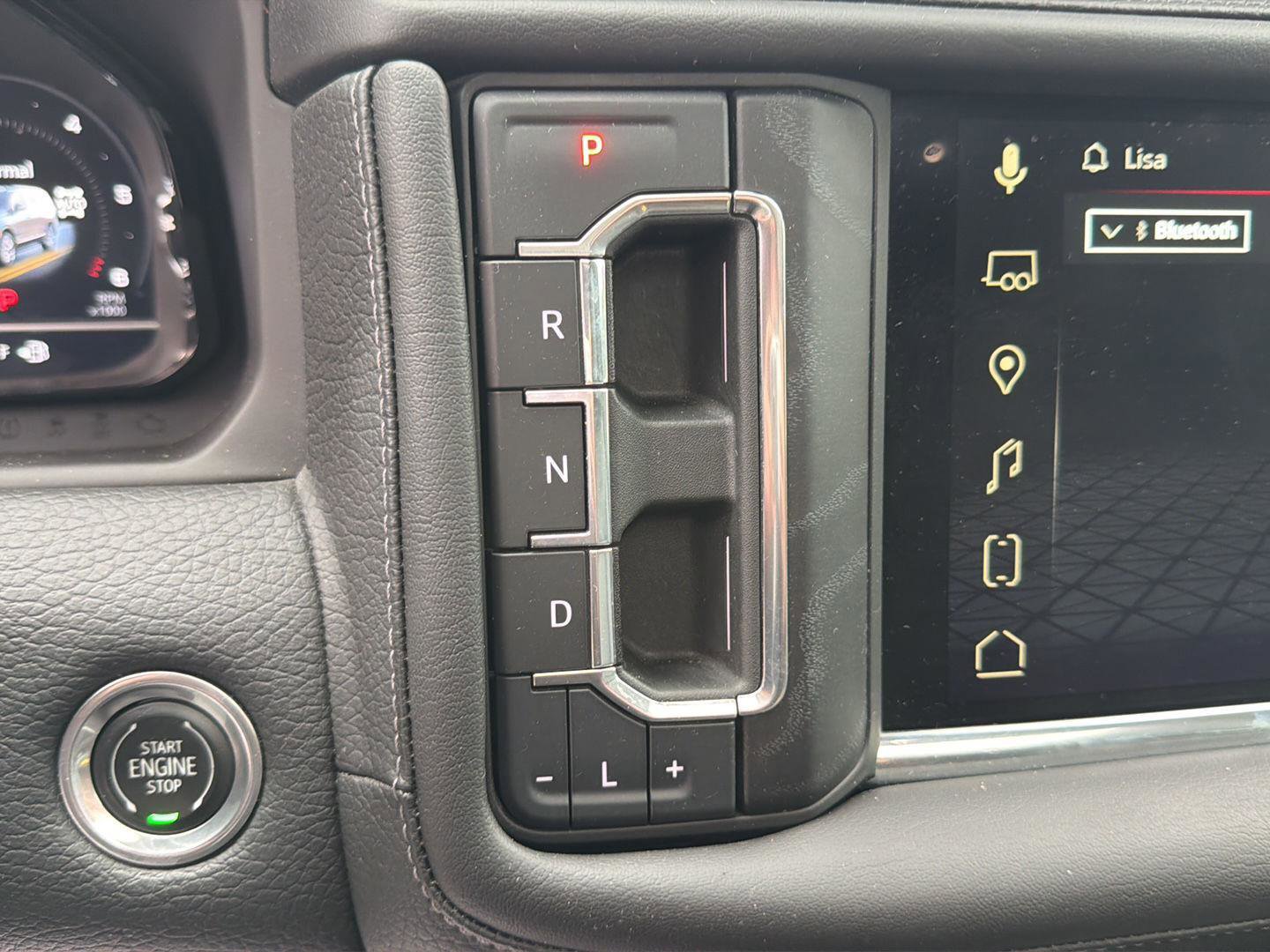 Used 2022 GMC Yukon Denali AWD/4WD image 32