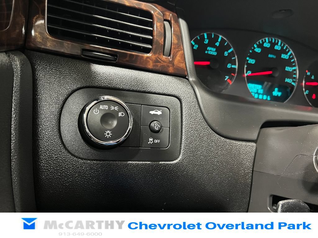 Used 2012 Chevrolet Impala LT FWD image 17