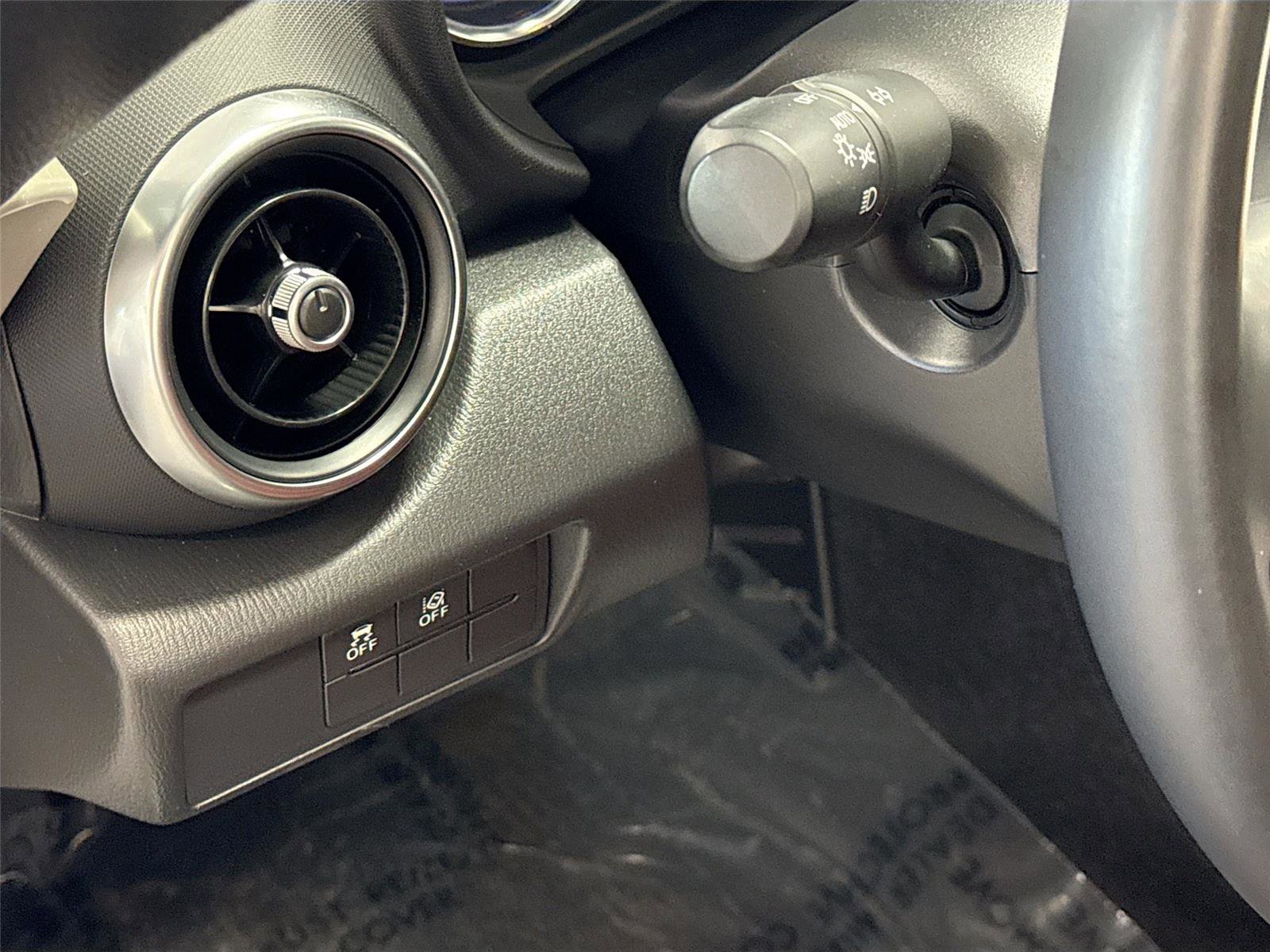 Used 2023 MAZDA MX-5 Miata Grand Touring w/ Weather Package image 10