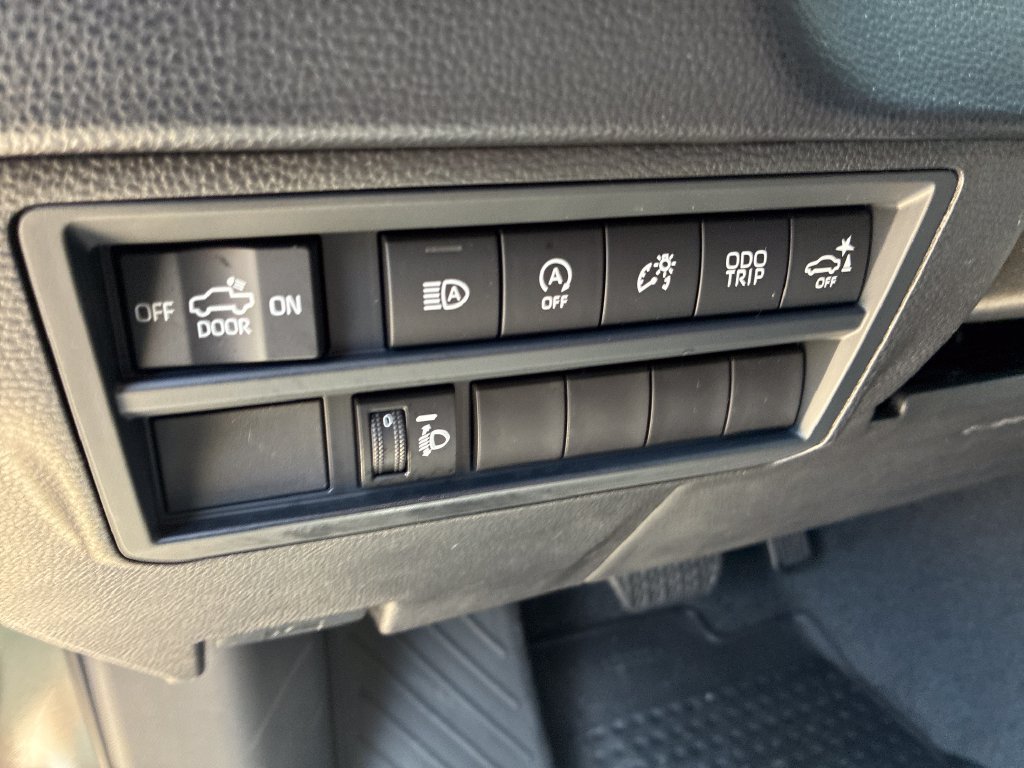 New 2026 Toyota Tundra SR5 w/ SR5 Convenience Package AWD/4WD image 31