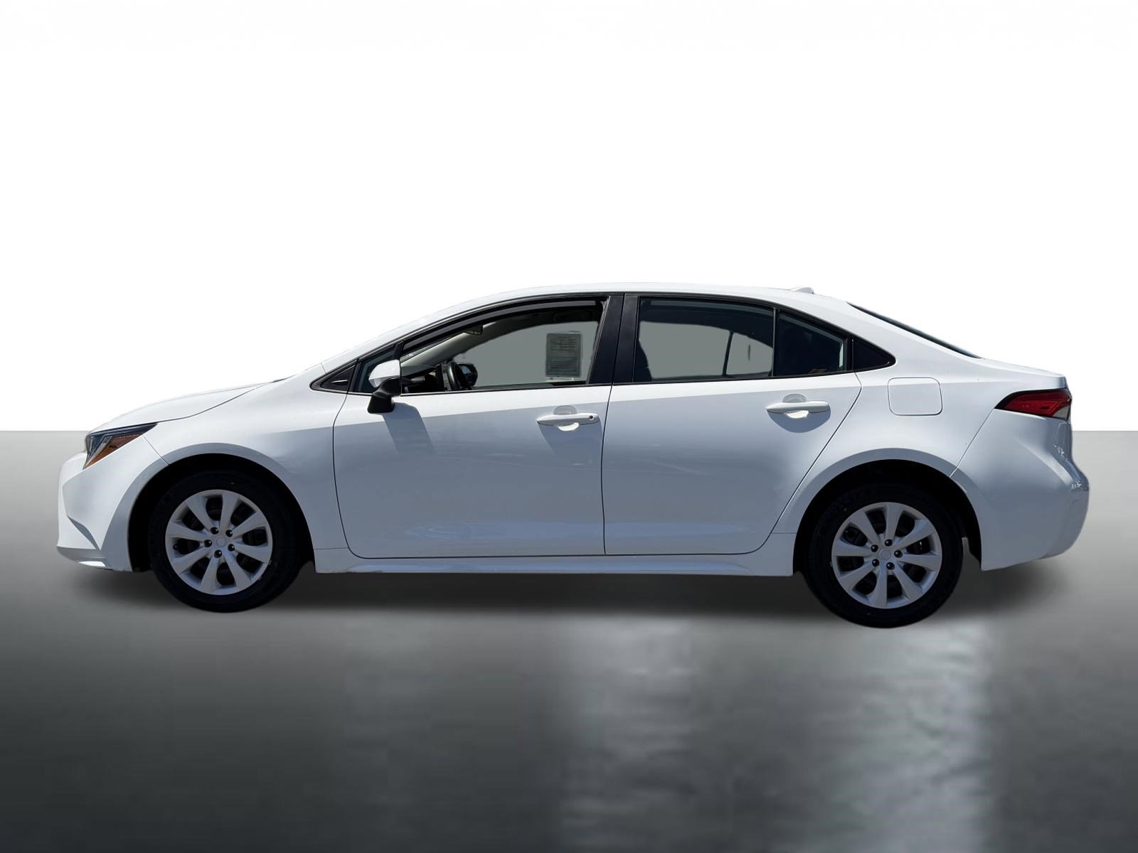Used 2024 Toyota Corolla LE FWD image 5