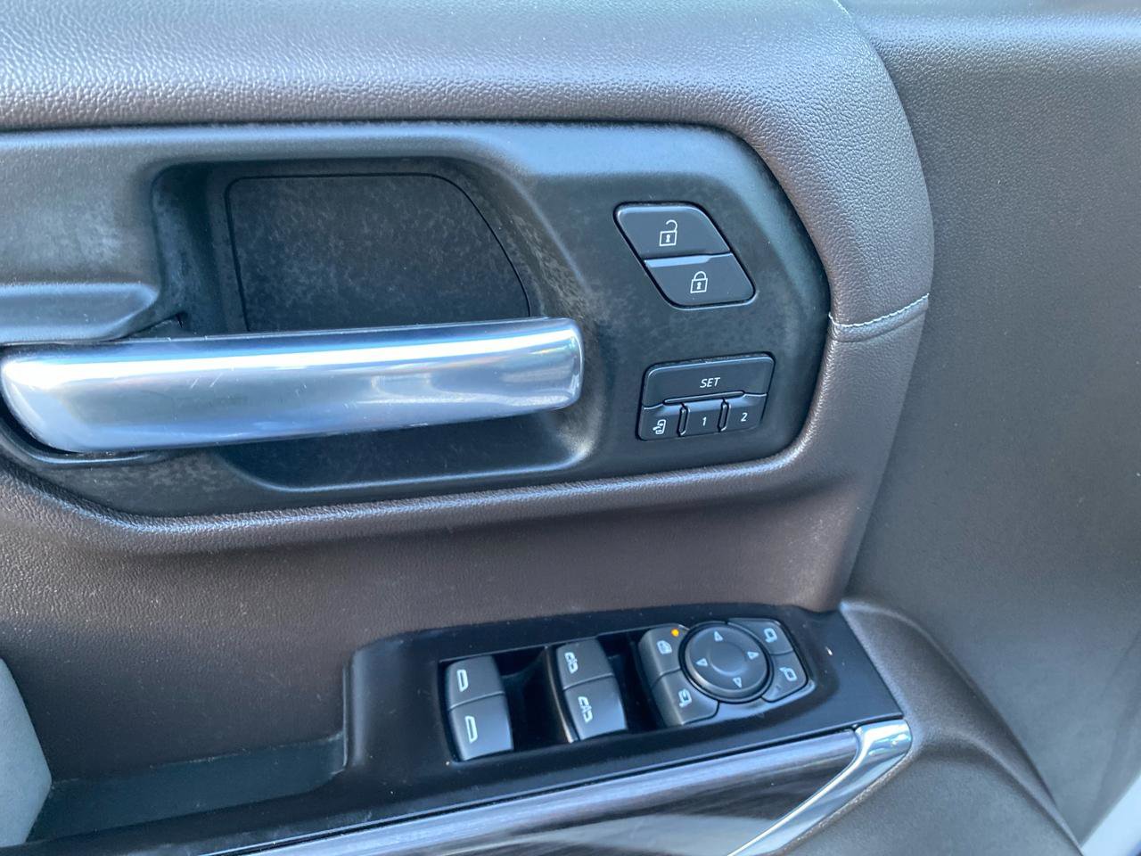 Used 2019 Chevrolet Silverado 1500 LTZ w/ LTZ Premium Package image 12
