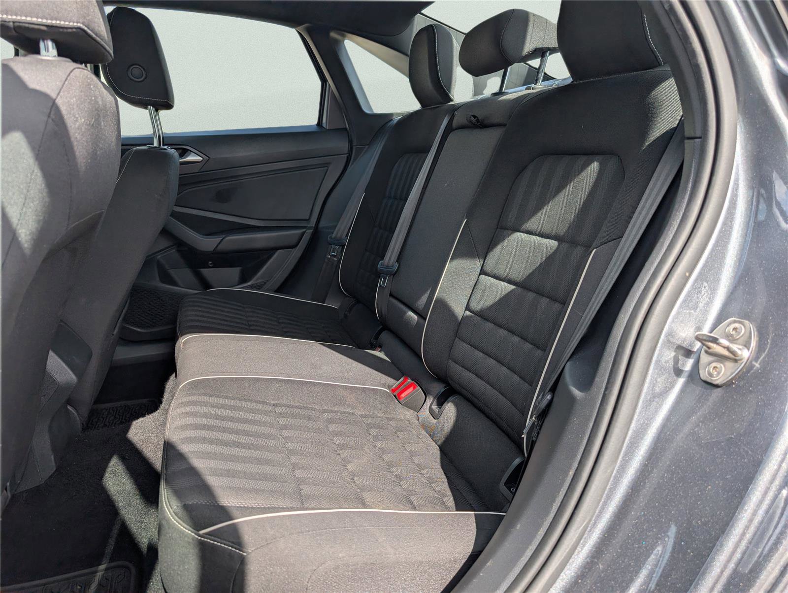 Used 2022 Volkswagen Jetta Sport image 22