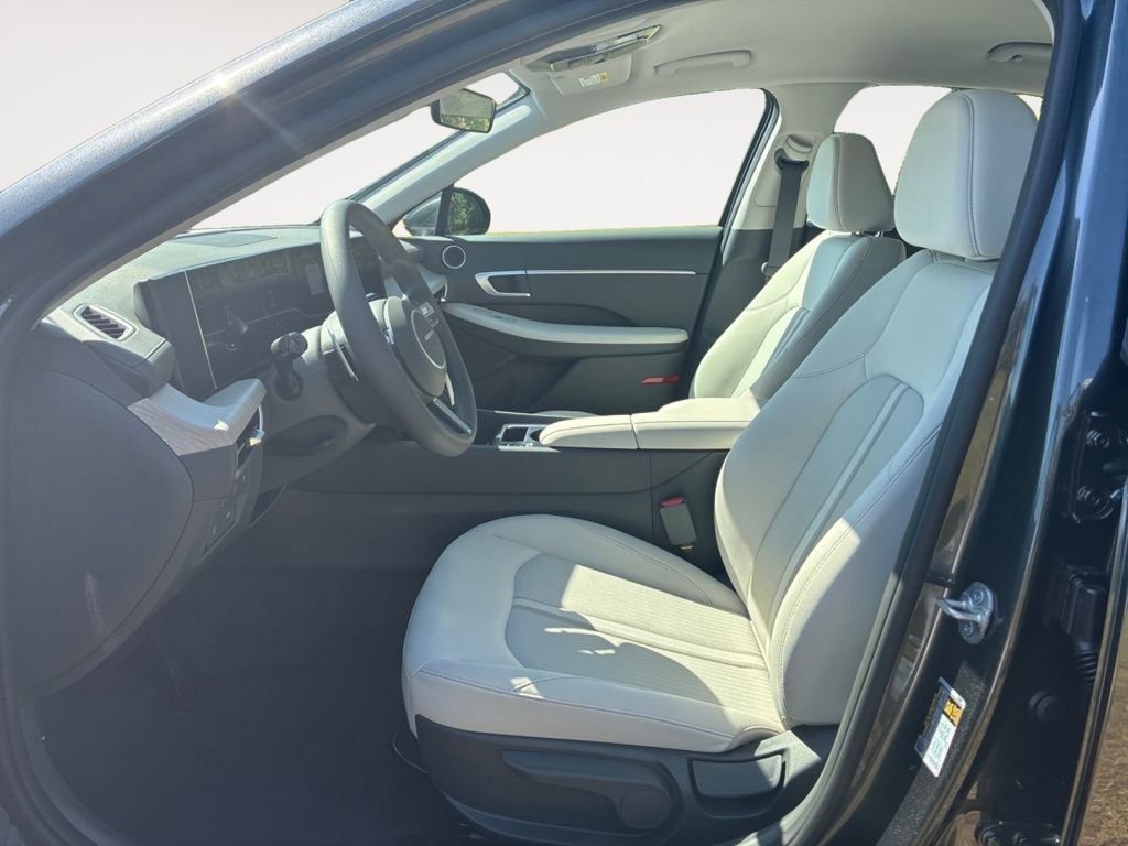 New 2026 Hyundai Sonata Blue image 10