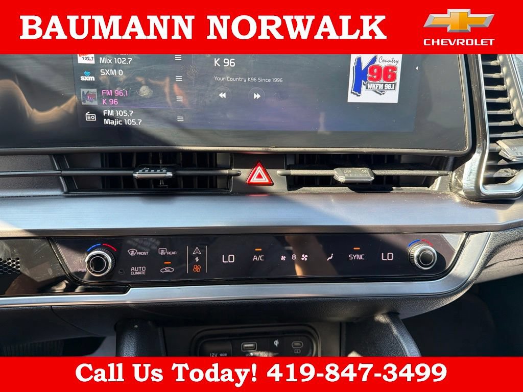 Used 2025 Kia Sportage EX FWD image 35
