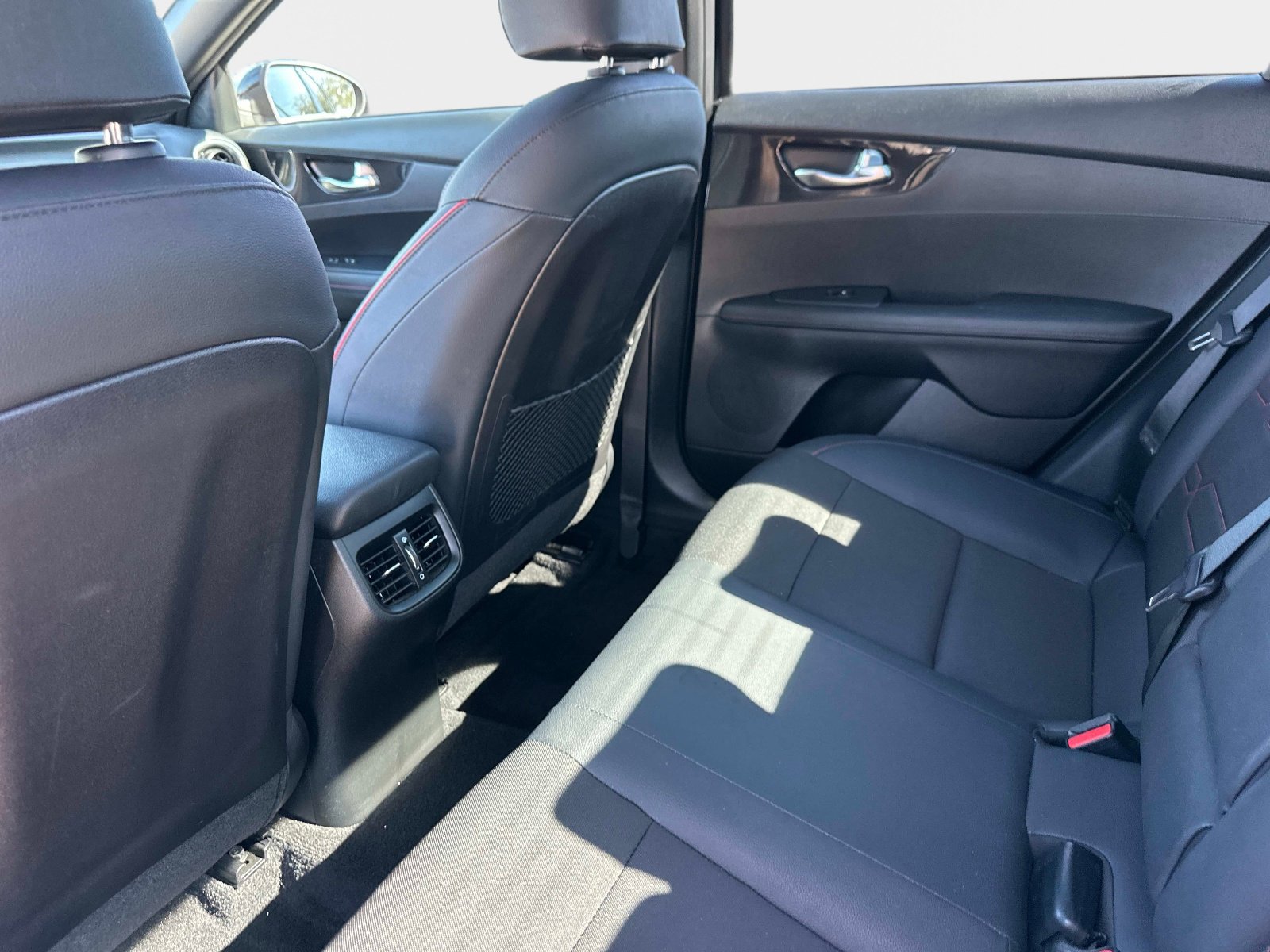 Used 2021 Kia Forte GT image 16