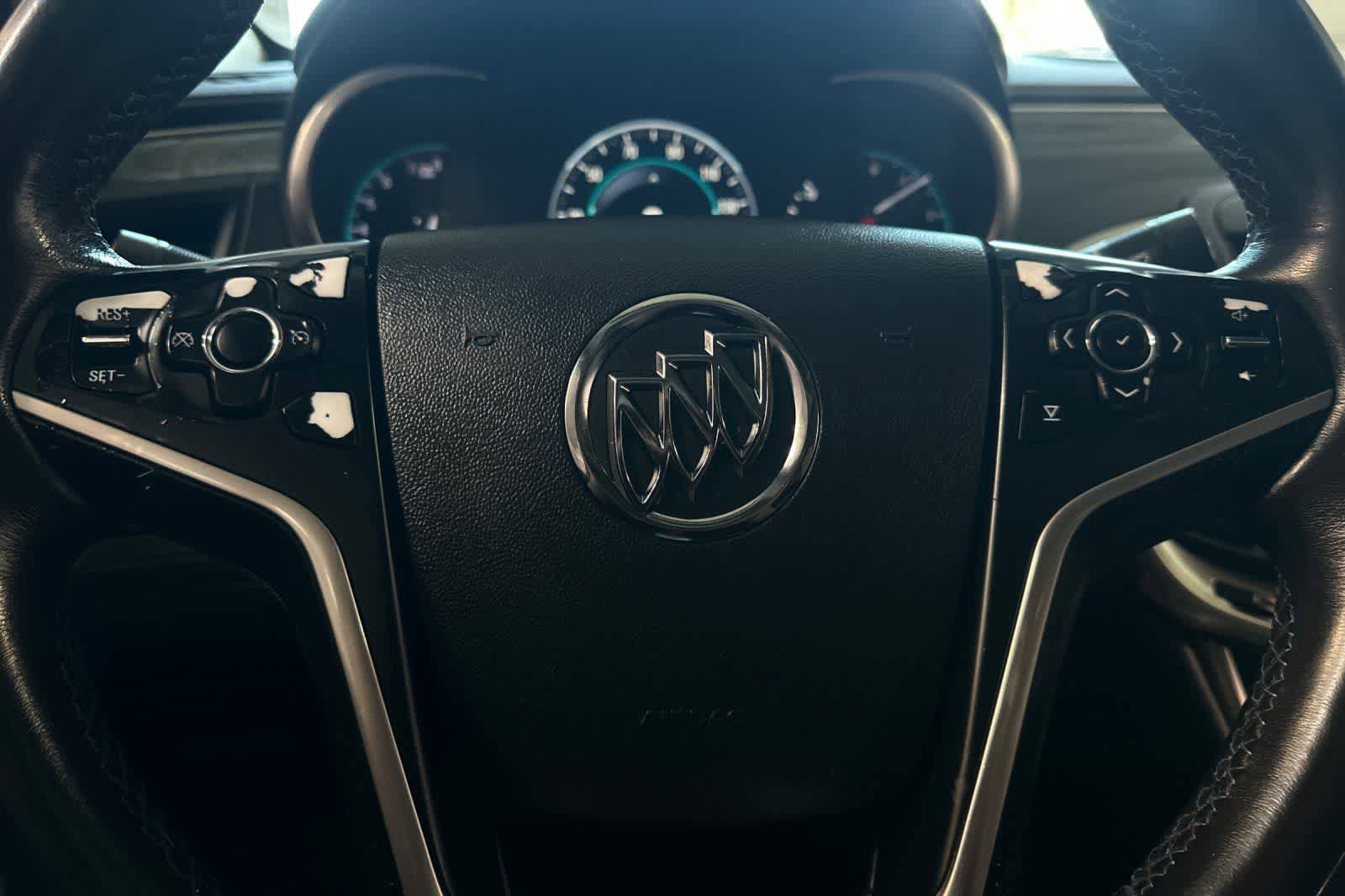 Used 2015 Buick LaCrosse Leather FWD image 27