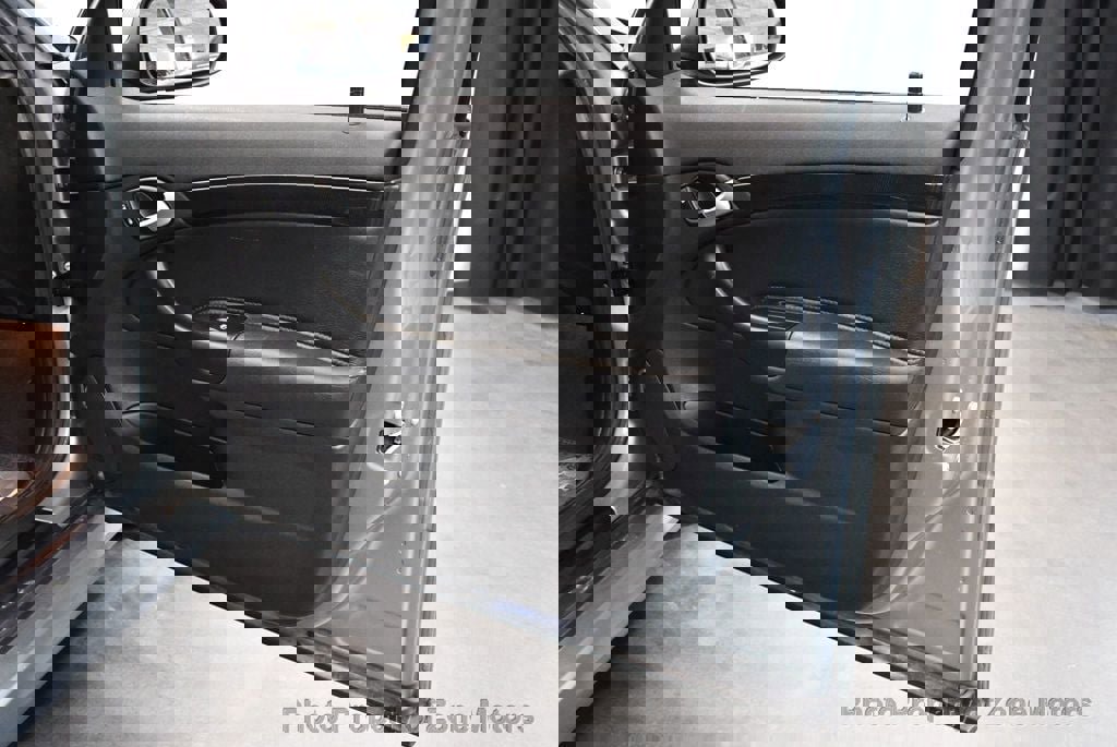 Used 2009 Saab 9-3 Aero image 38